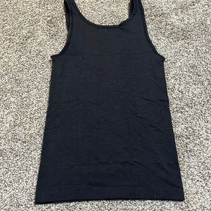 Lululemon Seek Simplicity Tank *2 Ways Size 0